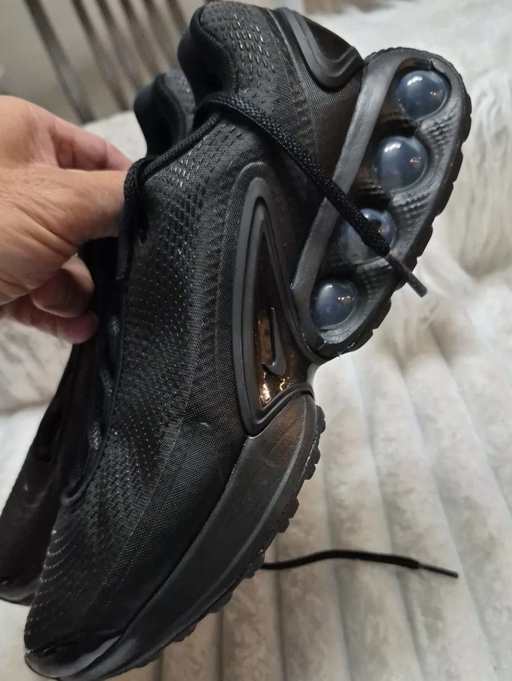 Nike Air Max DN Men's Sz 7 Eur 40 Sneakers $170